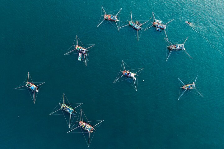 Luxury Halong Bay and Lan Ha Bay day trip from Hanoi - Image 1