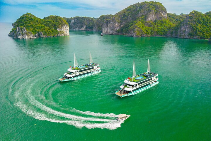 Luxury Halong Bay Day Cruise - Amethyst Luxury from Halong - Image 4