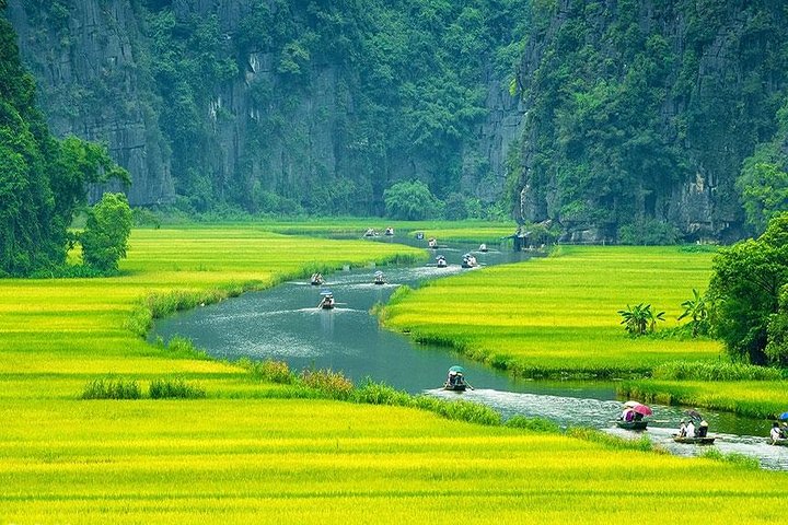 Luxury Hoa Lu - Tam Coc 1 Day Tour From Hanoi - By Limousine & Small Group - Image 1