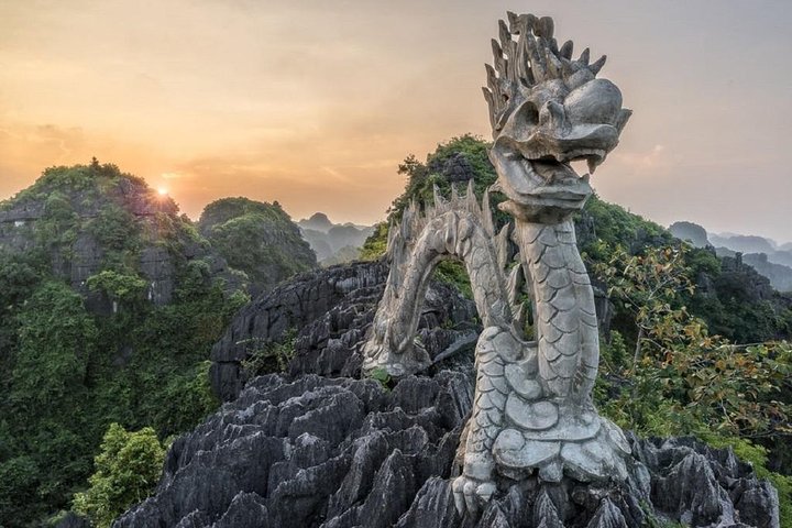 Luxury Hoa Lu - Tam Coc - Mua Cave 1 Day Tour - By Limousine & Small Group - Image 1