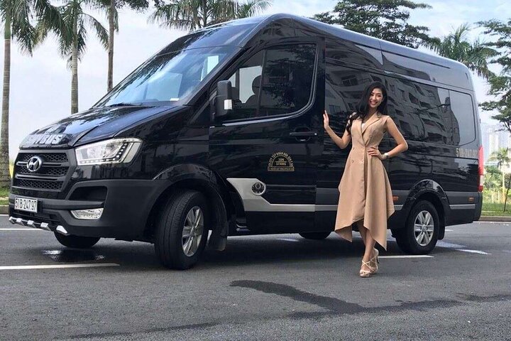 Luxury Limousine from Hanoi to Halong by Expressway - Image 5