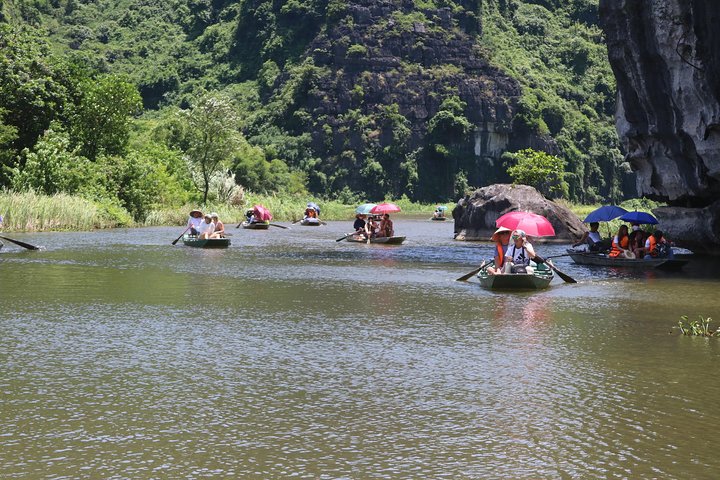 Luxury Limousine Trang An - Mua Cave - Bich Dong max 7 pax/ group - Image 2