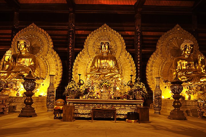 Luxury Trang An - Bai Dinh - Mua Cave 1 Day Tour - By Limousine & Small Group - Image 3