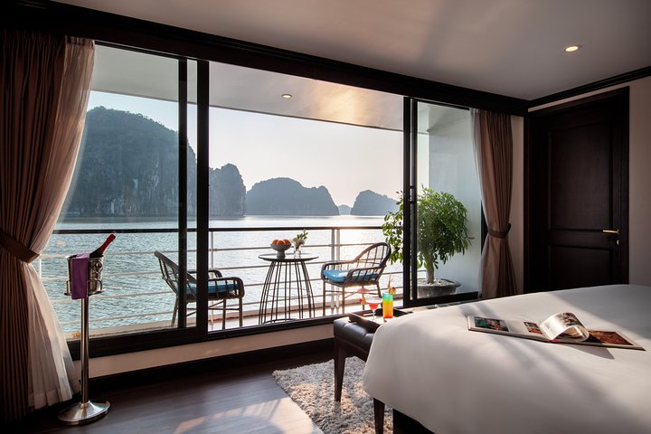 Mon Chéri Cruises 5 star: Amazing 3 days exploring Halong & Cat Ba island - Image 4