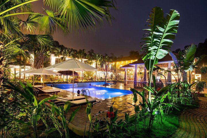 Ninh Binh 2 Day 1 Night 4 Star Hotel or Resort - Image 1