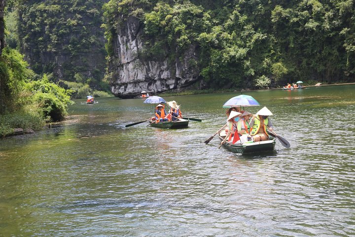 Ninh Binh 2 Days Rural Villages Cycling Tam Coc Bai Dinh Hoa Lu - Image 4