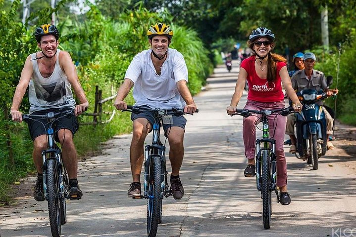 Ninh Binh Day Tour Small Group - Luxury Transfer - Image 5