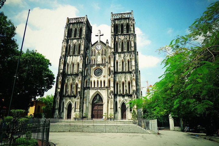 Private Hanoi City Old & French quarter walking Tour (Half day) - Image 5