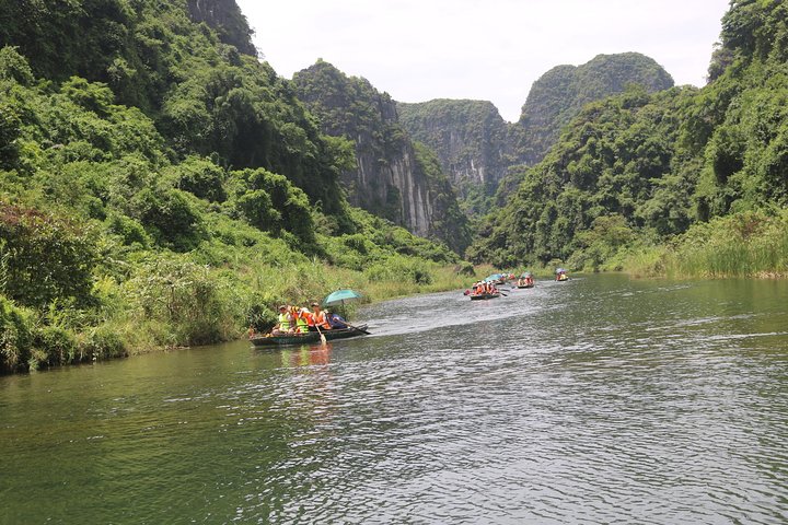 Private Luxury Limousine Tour - Trang An -Mua Cave - Bich Dong  - Image 2
