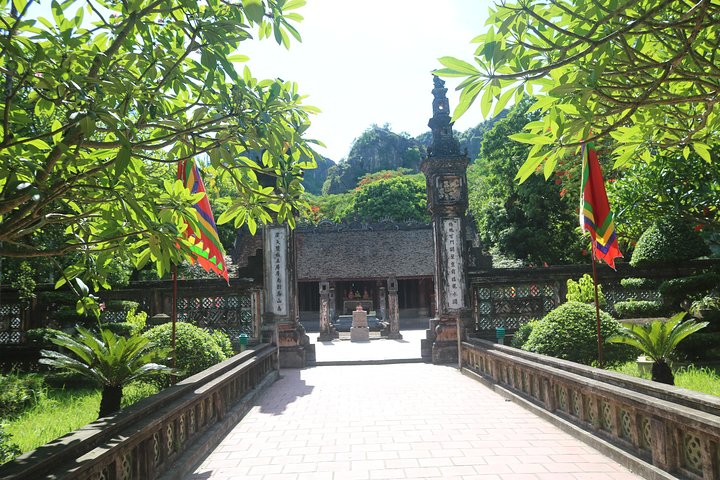 Private Luxury Limousine Tour - Trang An -Mua Cave - Bich Dong  - Image 5