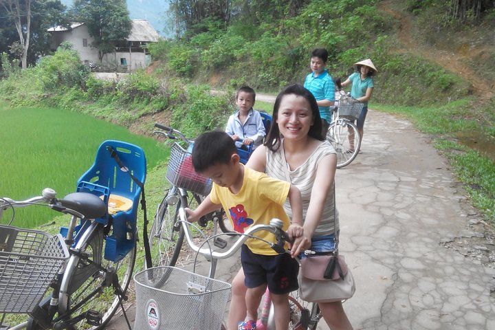 Private tour: Hoa Lu - Halong Bay On Land Day Tour - Image 2