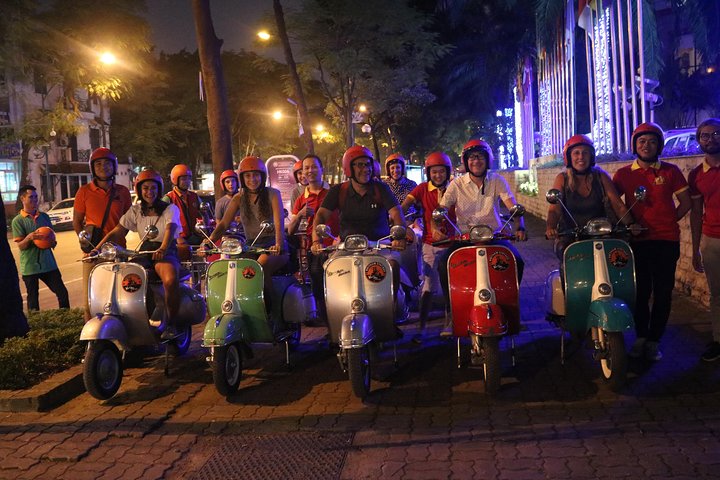 Vespa Night Street Food Tour Hanoi  - Image 5