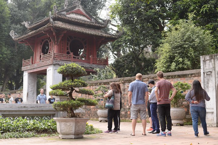 Vietnam north package 4 days 3 nights- Hanoi city tour and Halong bay - Image 3