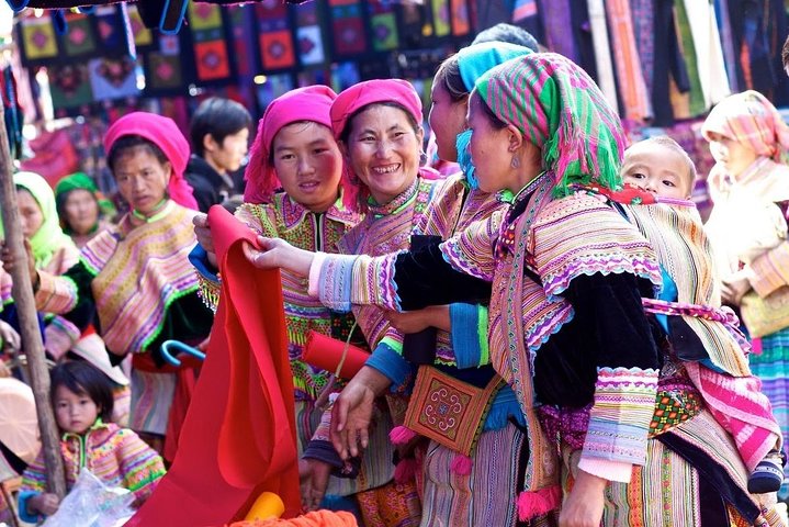 Vietnam Package Tours  - Image 4