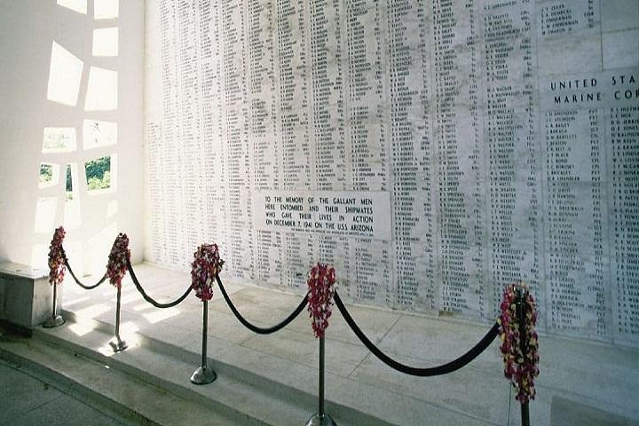 Arizona Memorial Pearl Harbor & Honolulu City Tour from Waikiki - Image 3