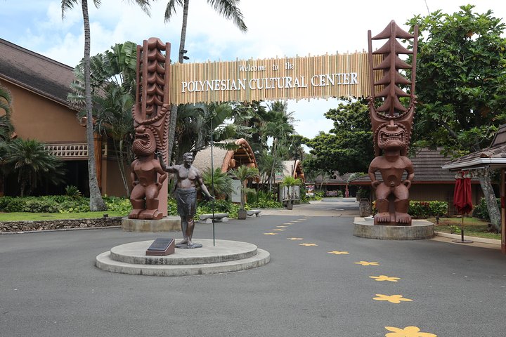 Best of Oahu: Pearl Harbor, Arizona Memorial and the Polynesian Cultural Center  - Image 1