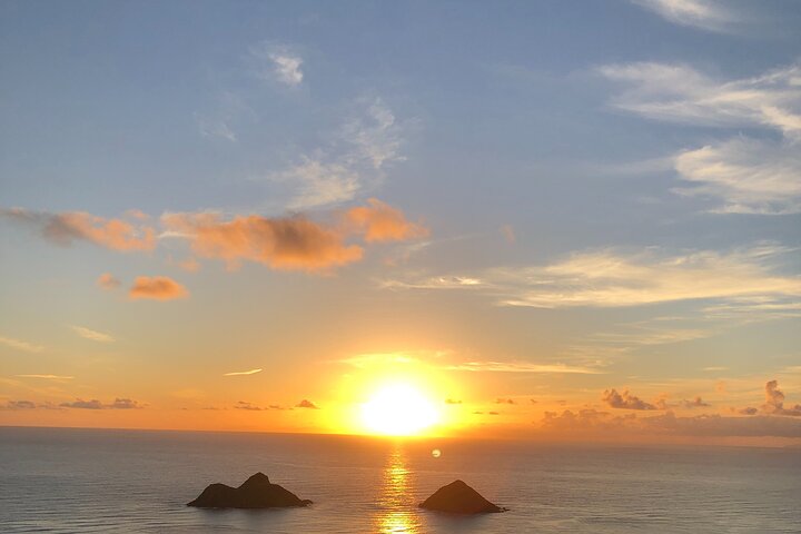 Diamond head crater trail , Sightseeing & South Side beach day  - Image 2