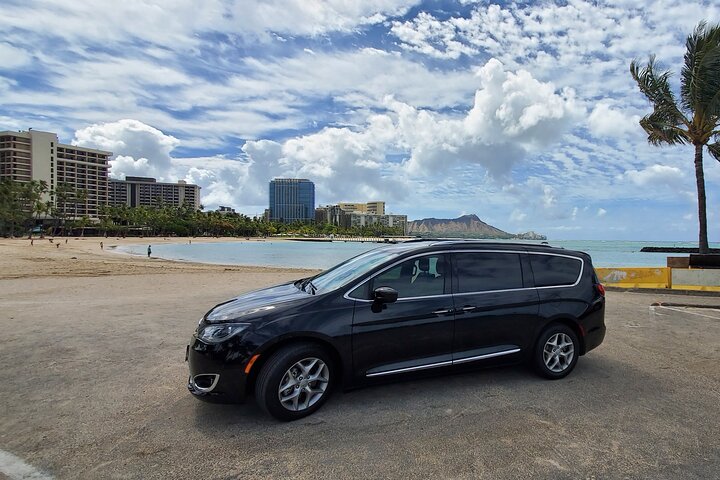 ETOHI: Oahu Exclusive Car & Driver Adventure - Image 3