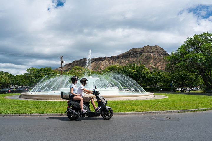 Hawaiian Style Scooter Ride around O'ahu for the Day - Image 2