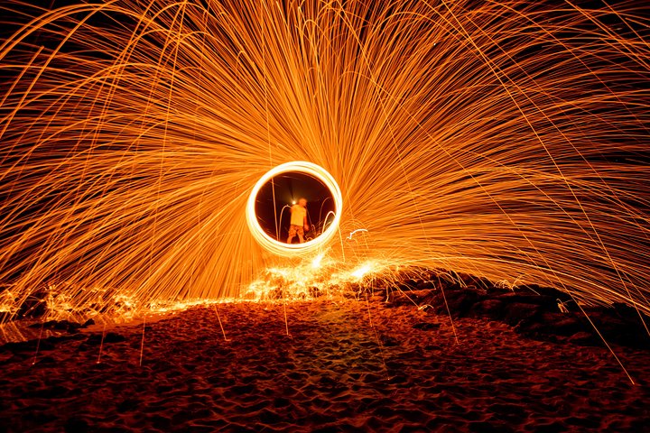 Honolulu Sunset & Light Painting Experience - Image 3