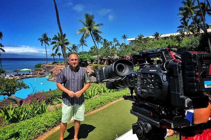 Lanai Tabura curated Private Aloha Plate Food Tour with Pickup - Image 5