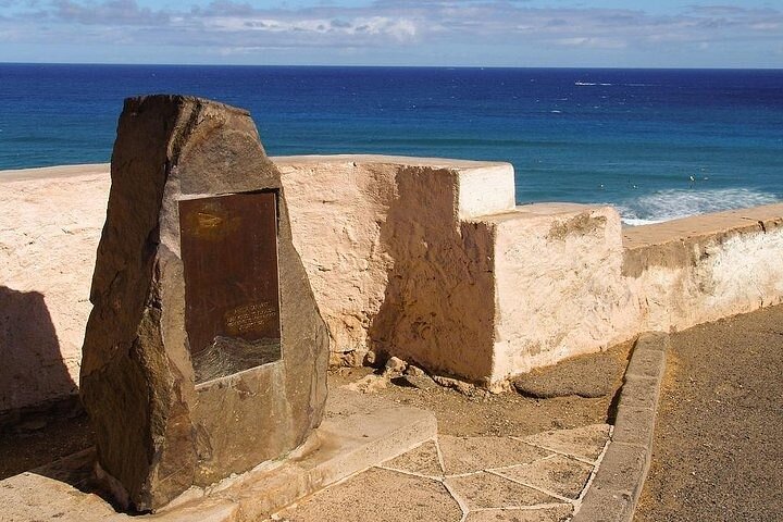 Oahu South Shore sightseeing Tour - Image 3
