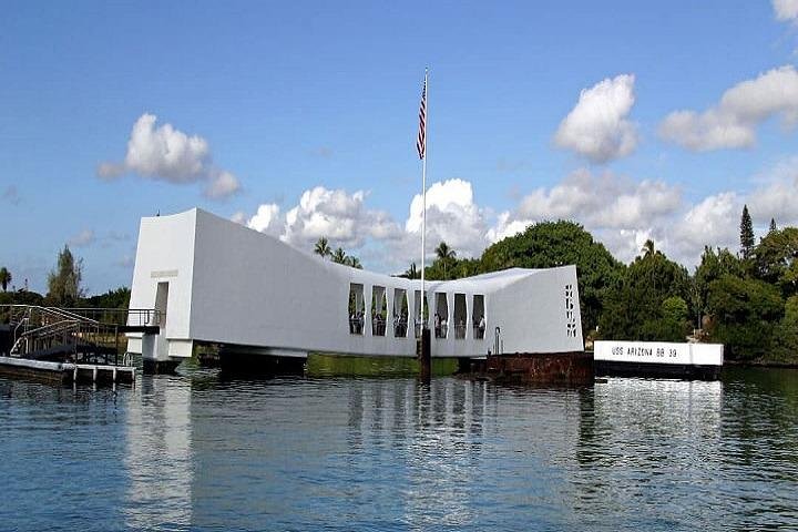 Pearl Harbor & Mini Circle Island from Kauai - Image 1