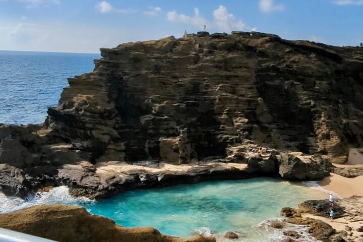 Private Island Tours and Charters through the Island of Oahu - Image 3