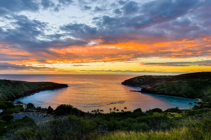 Private Oahu Half Circle Islander Tour with Pickup - Image 3