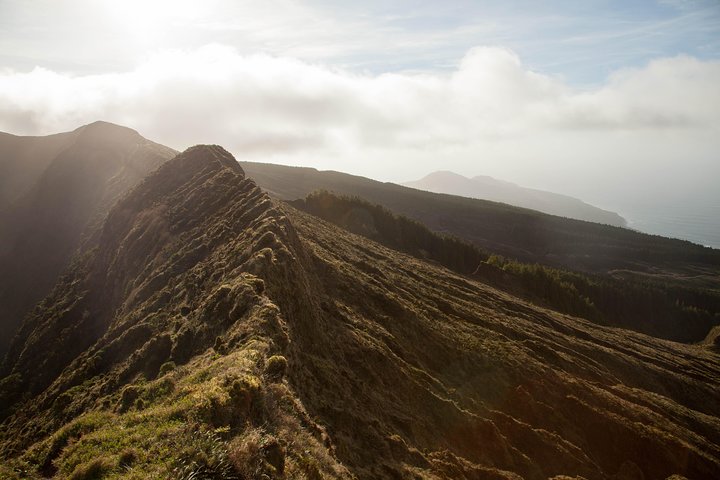 10 Volcanos hiking private tour in Faial - Image 4