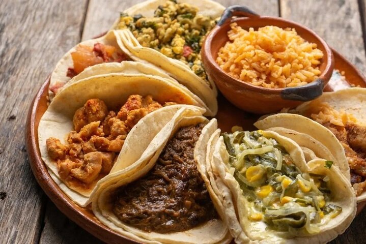  Huatulco Walking Food Tour - Image 3