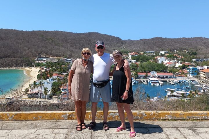 The bays of Huatulco and it's beautiful surroundings areas. - Image 5