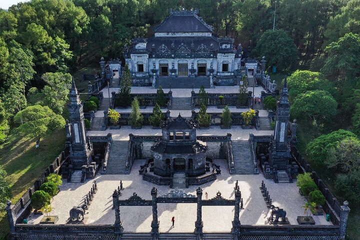 Hue Royal Tombs Tour: Visit 3 Best Tombs of the Emperors - Image 5