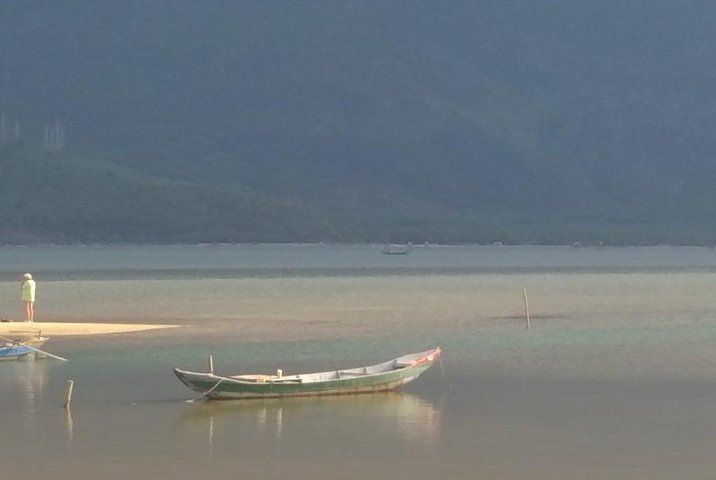 Private Shore Excursions from Tien Sa port to Hue Citadel & Royal Tomb - Image 5