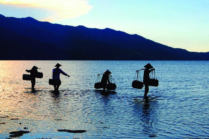 Tam Giang Lagoon Biking Day Tour - Image 2