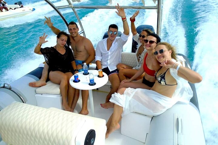 4-Hour Swim with Dolphins and Subwing Game in a Private Speedboat in Hurghada - Image 4