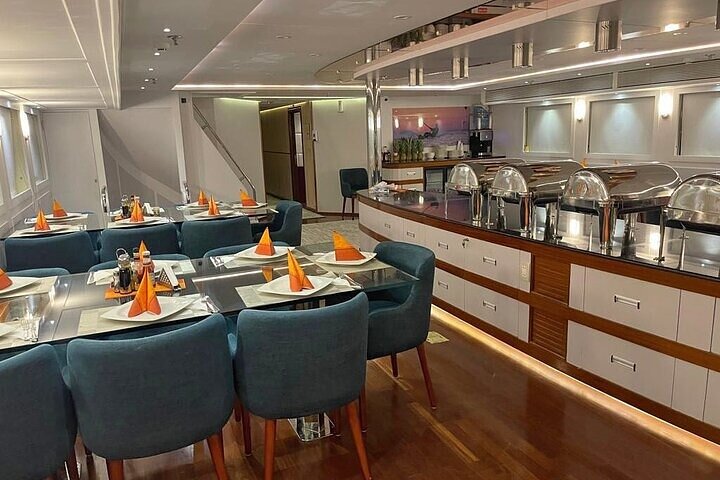 8 Days Luxury 5 Star Liveaboard Diving Program in Hurghada - Image 5