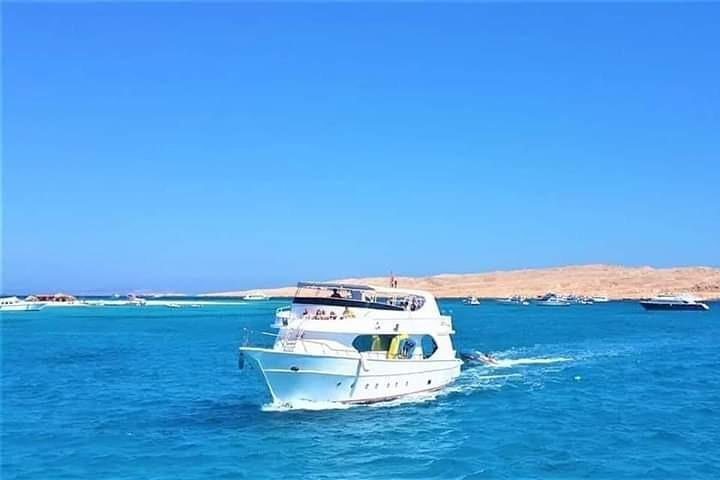 Cheap trip - Hurghada: Giftun Island Snorkeling Trip with Lunch - Image 4
