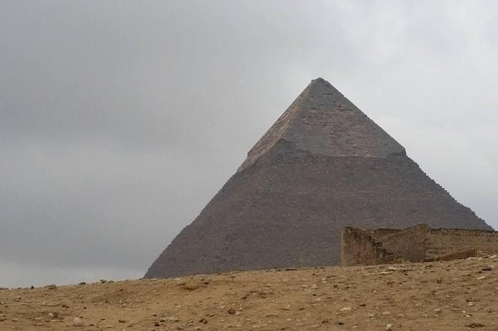 Day Trip to Cairo By Flight From Hurghada - Image 1