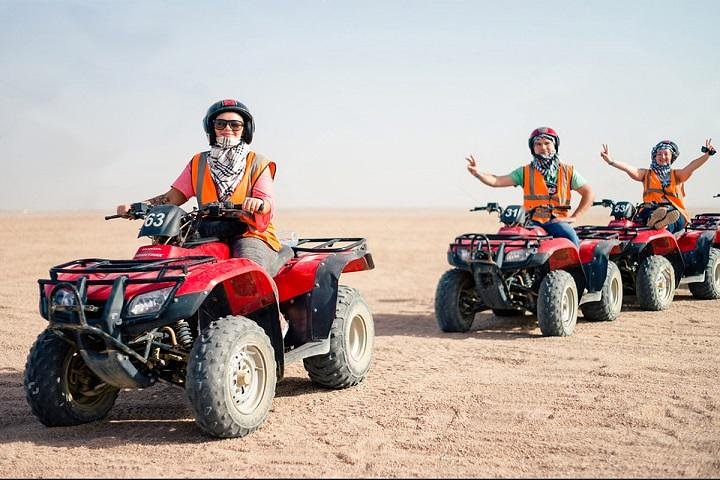 Desert & Sunset Safari with Bedouin Experience - Image 1