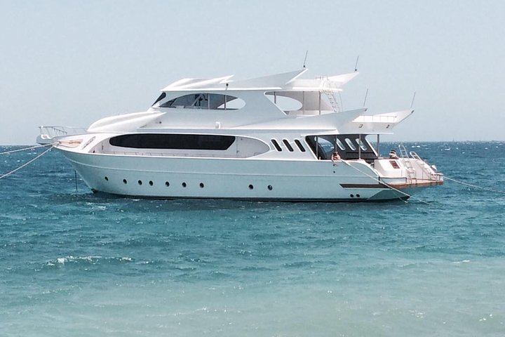 Excursion to Paradise Island from Hurghada / Makadi Bay / Sahl Hasheesh / El Gouna - Image 4