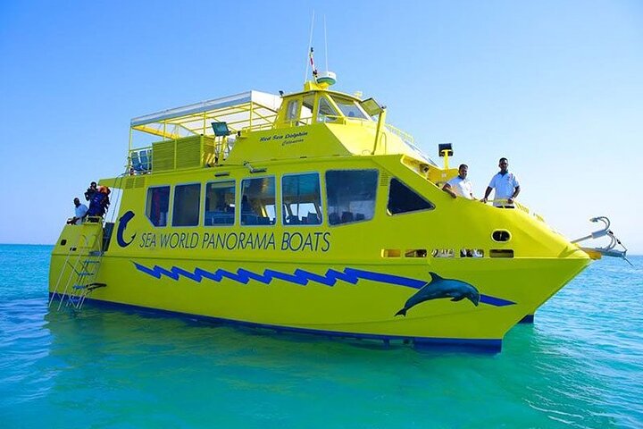 Explore Hurghada: Sea World Boat and Paradise Island Adventure - Image 1
