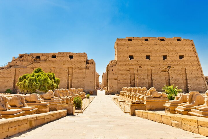 Explore Luxor highlights in 1 night/2 days from SAFAGA. - Image 1