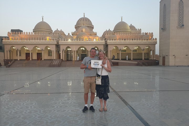 Hurghada city tour - Image 1