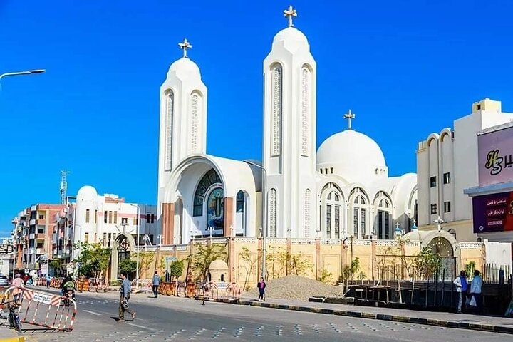 Hurghada private city tour & Royal seascope  - Image 5