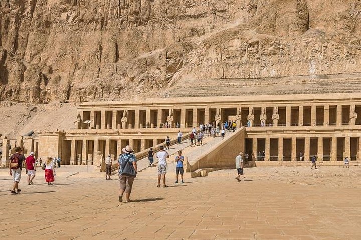 Luxor over day from hurghada sahl hashesh makadi soma bay safaga al gouna - Image 3