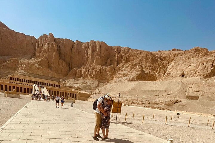 Luxor ( Valley of the Kings ) - Hurghada  - Image 2