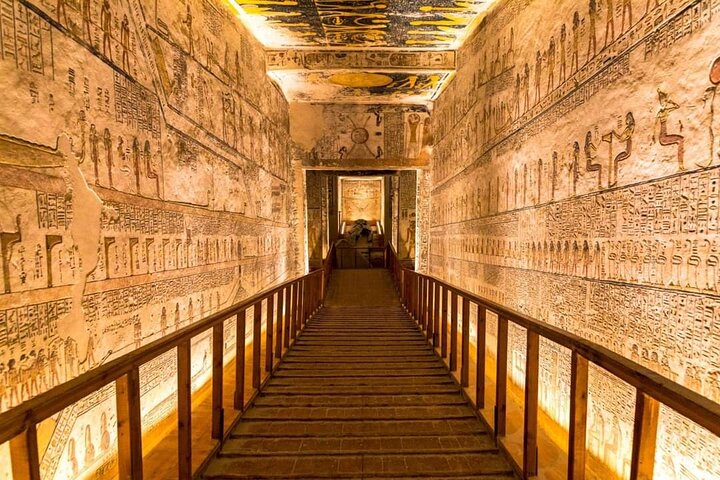 Luxury Overnight Luxor including Luxor Sightseeings from Safaga - Image 3