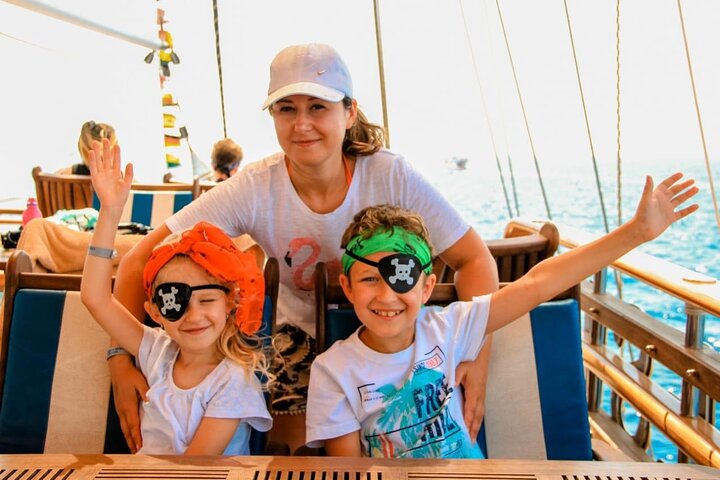 Luxury Sailing Boat Tour from Hurghada with Lunch - Image 5