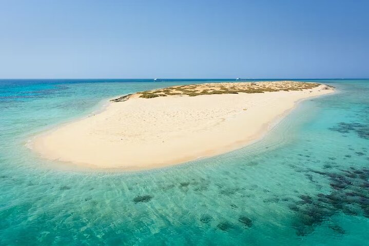 Mahmya Paradise Island Full-Day Snorkeling  - Image 4